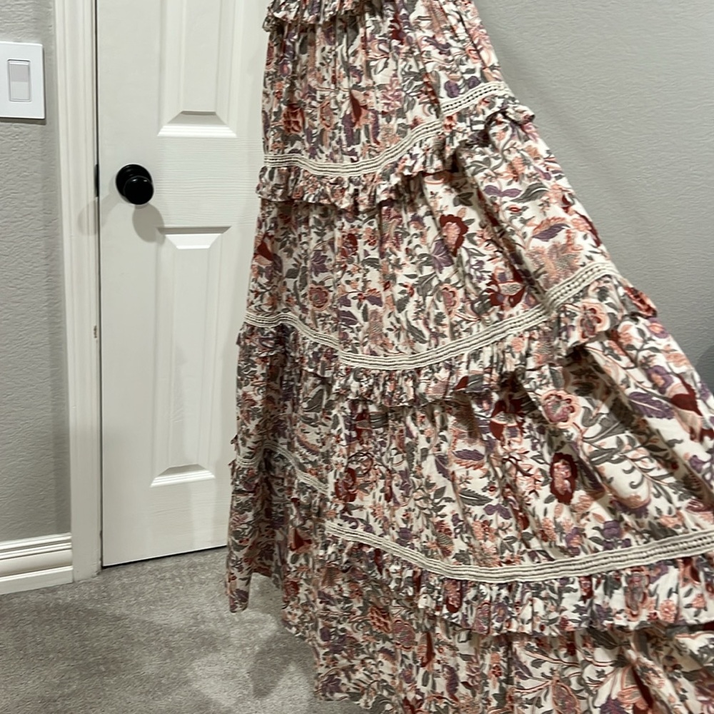 LOVE The Label tiered full skirted maxi dress.  Stunning!! XS - EUC. - Picture 3 of 5